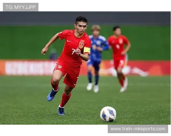 布兰特展现惊人潜力，未来之星闪耀足坛